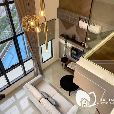 Highpark Suites In Petaling Jaya, Kelana Jaya By Plush Kampong Baharu Sungai Way Exteriör bild