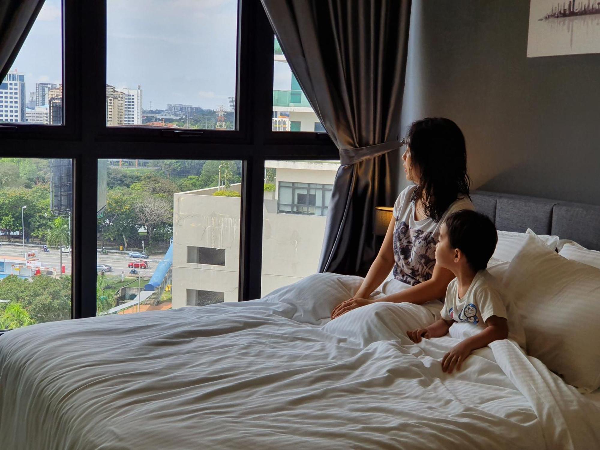 Highpark Suites In Petaling Jaya, Kelana Jaya By Plush Kampong Baharu Sungai Way Exteriör bild