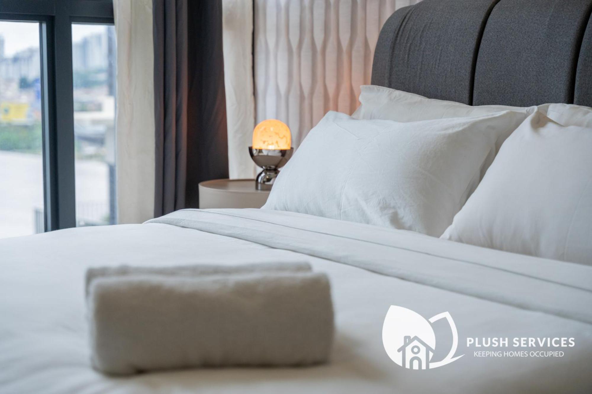Highpark Suites In Petaling Jaya, Kelana Jaya By Plush Kampong Baharu Sungai Way Exteriör bild