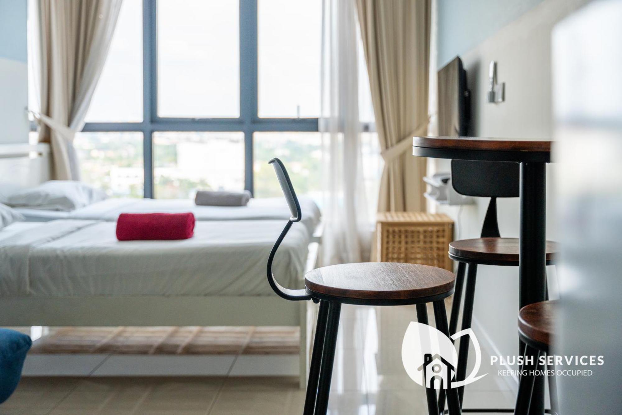 Highpark Suites In Petaling Jaya, Kelana Jaya By Plush Kampong Baharu Sungai Way Exteriör bild